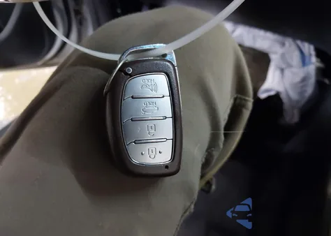 2018 Hyundai Sonata Sport 2.0T z USA, uszkodzony, nr VIN 5NPE34AB3JH679321